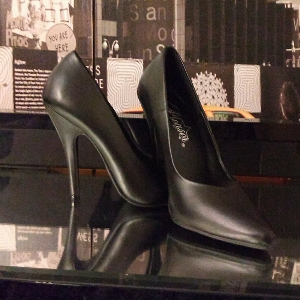Pleaser blk heels